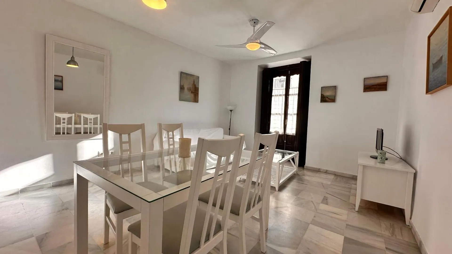 Apartment Apartamentos Larga 70 El Puerto de Santa Maria Spain
